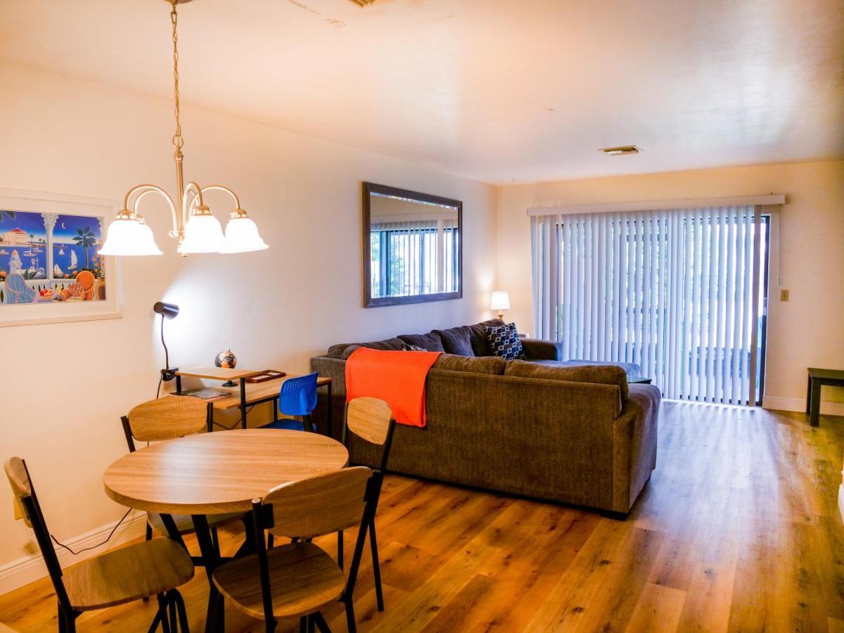 Spacious Townhome Ocala, Central Location, Newly Renovated, Pets Welcome ภายนอก รูปภาพ