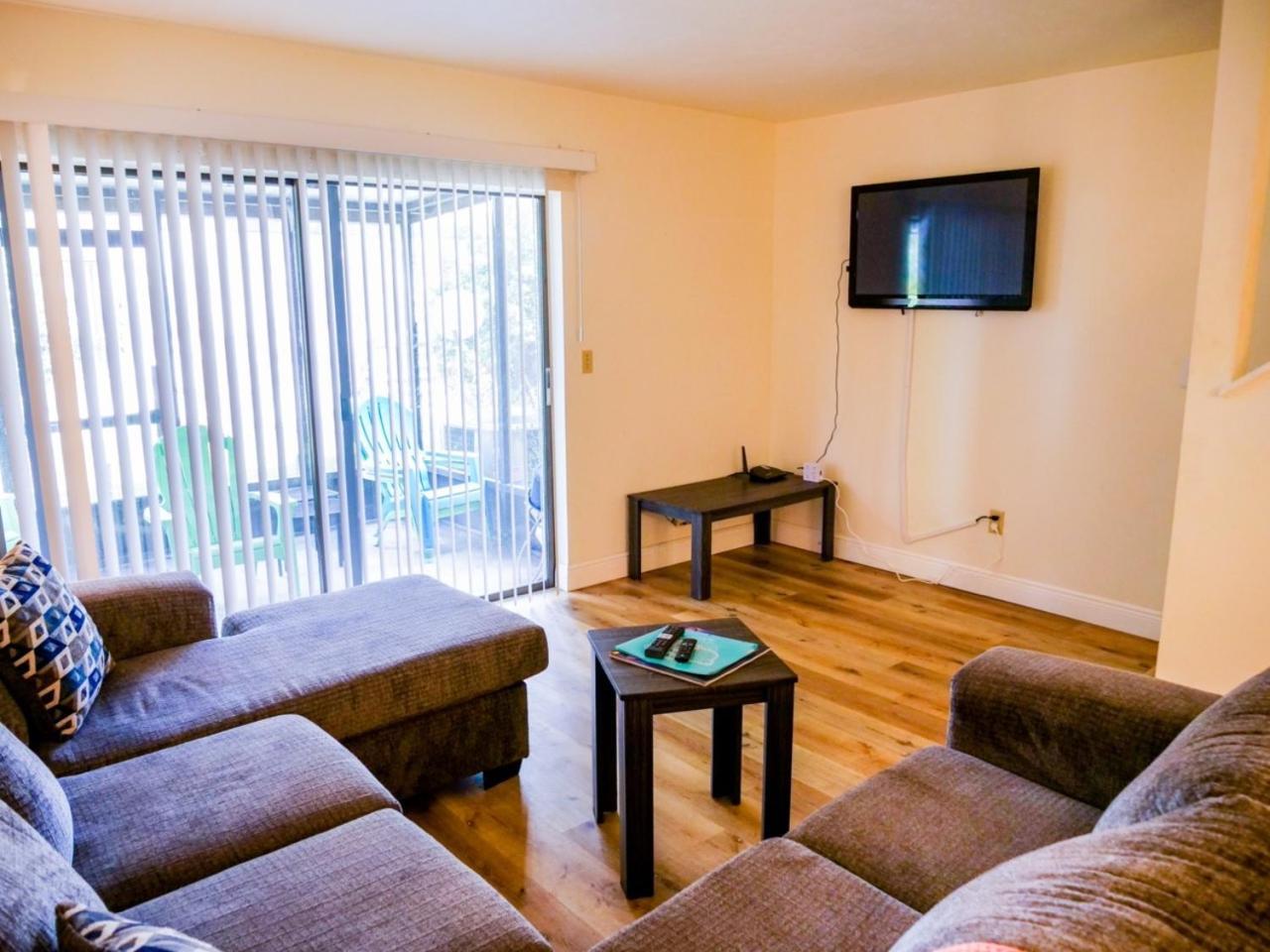 Spacious Townhome Ocala, Central Location, Newly Renovated, Pets Welcome ภายนอก รูปภาพ